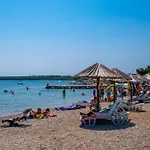 度假居 Olive Tree Mit Schwimmbad By Interhome Kornić