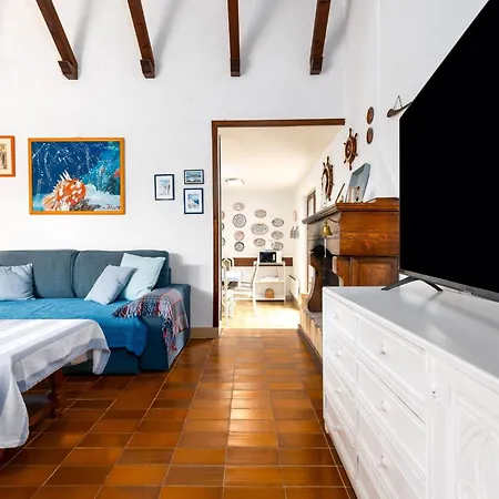 Olive Tree Mit Schwimmbad By Interhome * Kornić