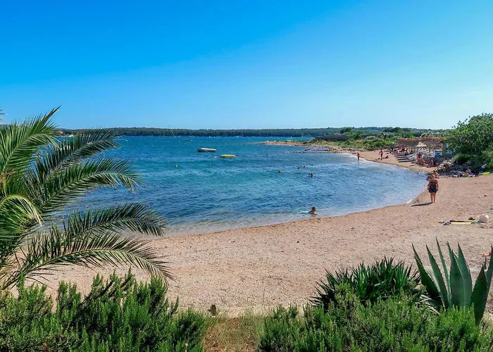 Olive Tree Mit Schwimmbad By Interhome * Корнич