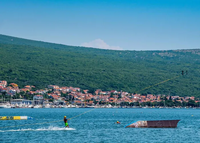 Olive Tree Mit Schwimmbad By Interhome Дом отдыха Корнич