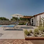 Prázdninový dům Olive Tree Mit Schwimmbad By Interhome *