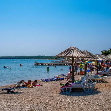 Дом отдыха Olive Tree Mit Schwimmbad By Interhome Корнич