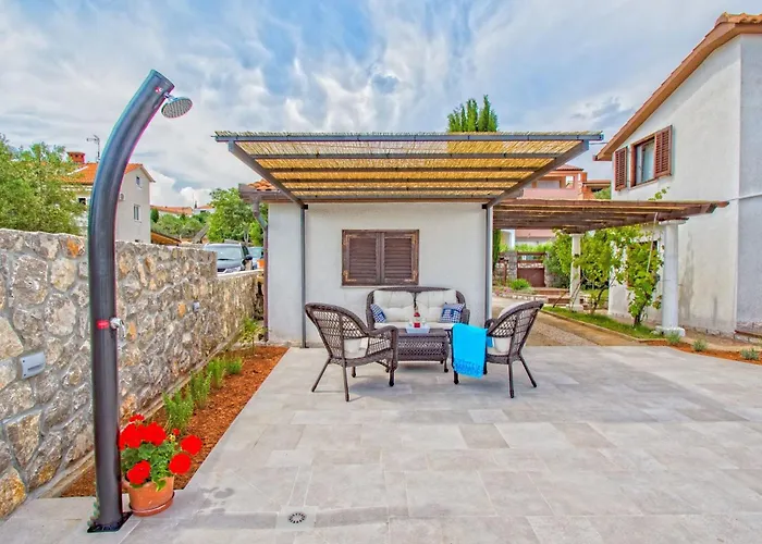 Olive Tree Mit Schwimmbad By Interhome * Kornić