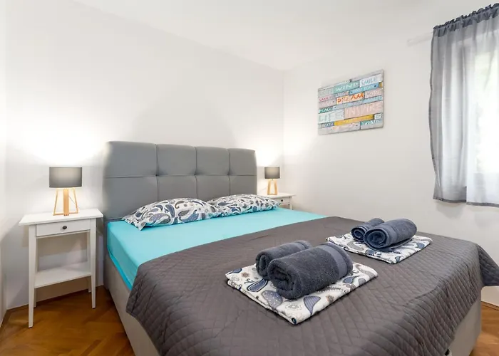 Olive Tree Mit Schwimmbad By Interhome Kornić