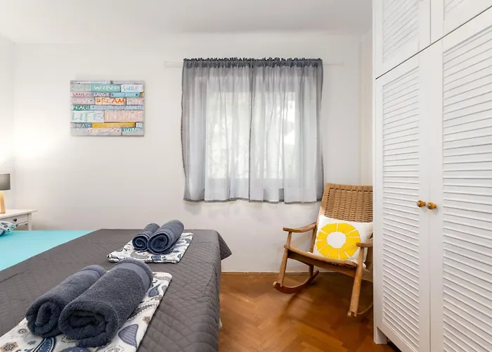 Olive Tree Mit Schwimmbad By Interhome Nyaraló