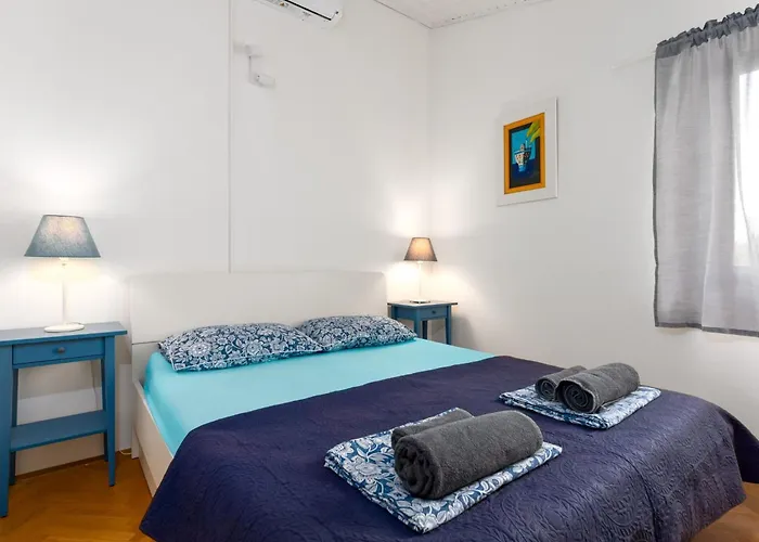 Nyaraló Olive Tree Mit Schwimmbad By Interhome