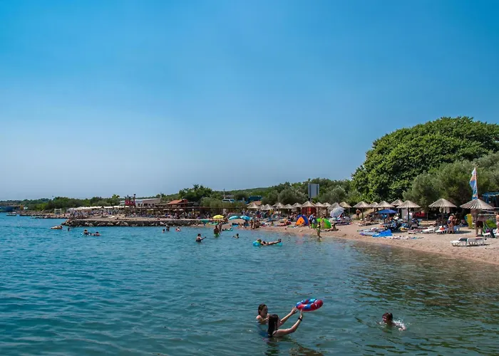 Olive Tree Mit Schwimmbad By Interhome Nyaraló *